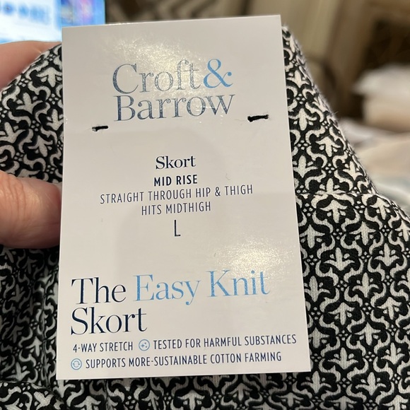 croft & barrow Black Small Print Easy Pull-On Skort/NWT/Various Sizes - Picture 7 of 16